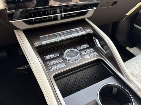 New 2026 Lincoln Nautilus Black Label w/ Jet Appearance Package AWD/4WD image 30
