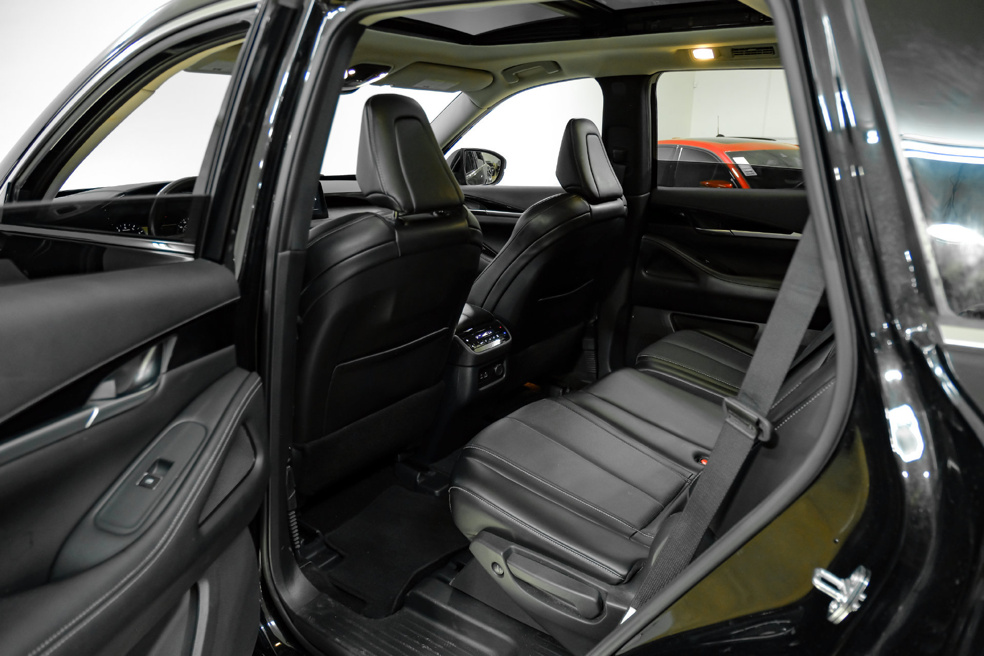 Used 2024 INFINITI QX60 Pure FWD image 41