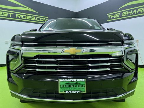 Used 2025 Chevrolet Tahoe LT AWD/4WD image 3