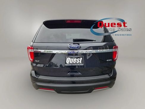 Used 2019 Ford Explorer XLT w/ Equipment Group 202A AWD/4WD image 7