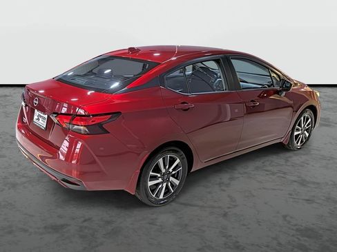 Used 2025 Nissan Versa SV w/ Trunk Package FWD image 4