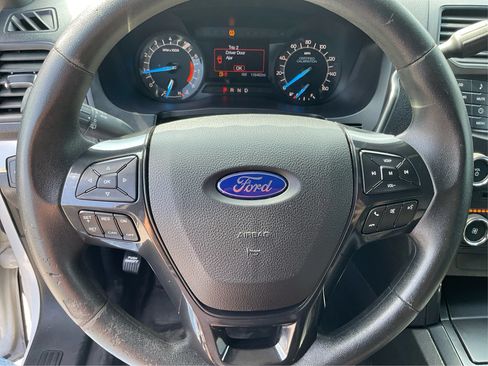 Used 2017 Ford Explorer 4WD Police Interceptor image 16