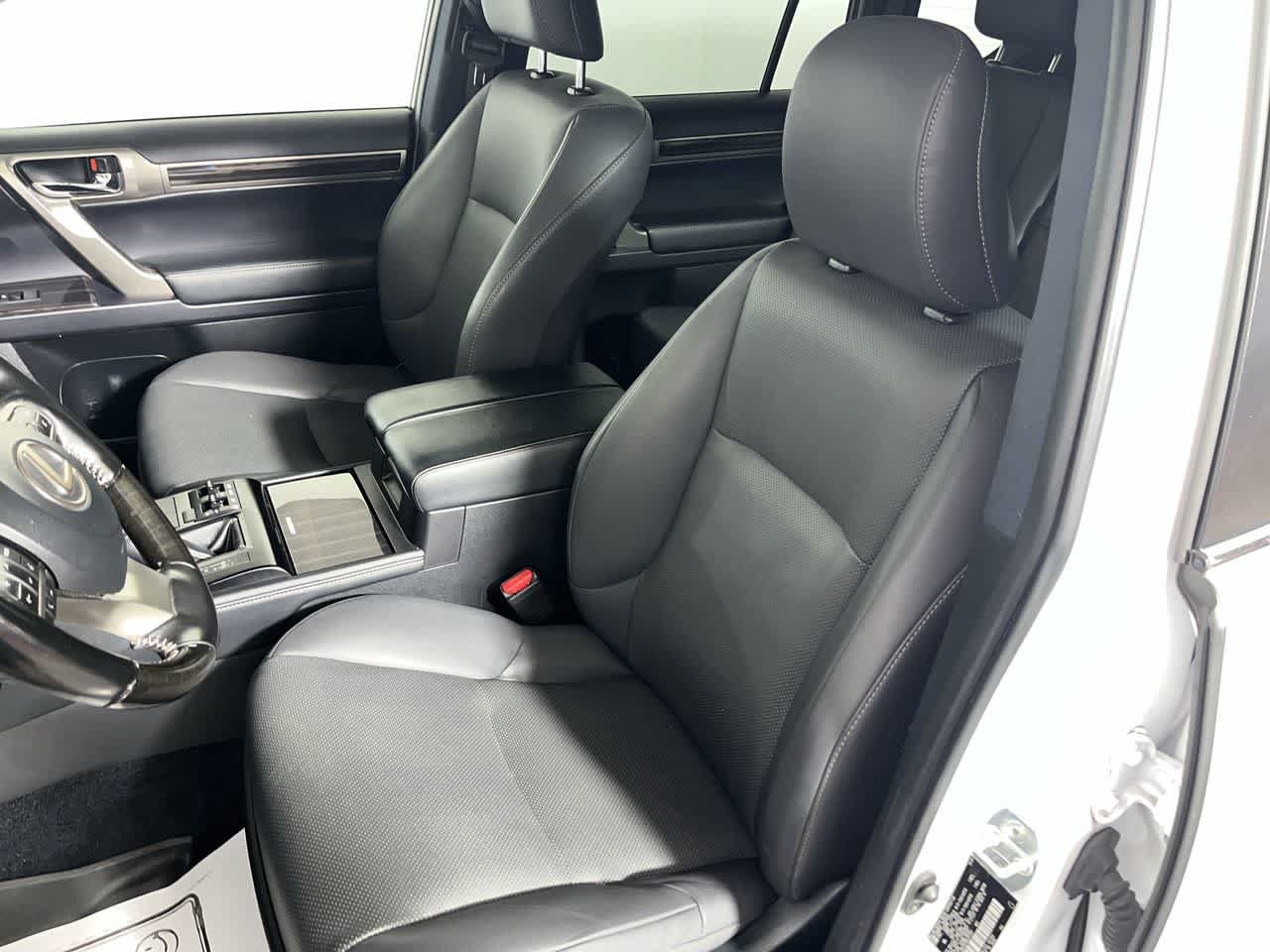 Used 2021 Lexus GX 460 Premium w/ Premium Package AWD/4WD image 15