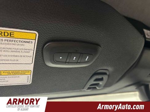 Used 2022 Jeep Wrangler Unlimited Sahara w/ Cold Weather Group image 25