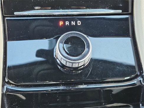 Used 2023 Jeep Grand Cherokee Limited w/ Luxury Tech Group II image 19