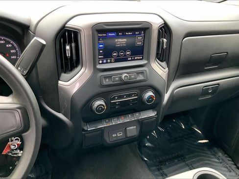 Used 2022 Chevrolet Silverado 1500 Custom image 6