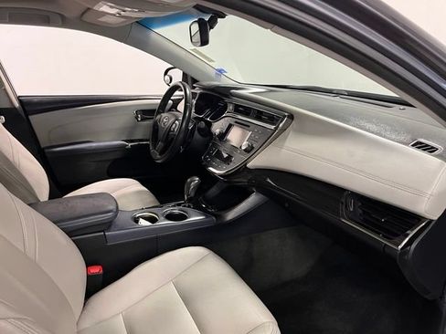 Used 2014 Toyota Avalon XLE Touring FWD image 11