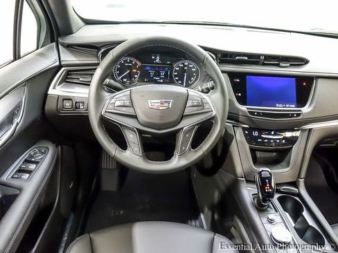 New 2026 Cadillac XT5 Luxury w/ LPO, Floor Liner Package image 11