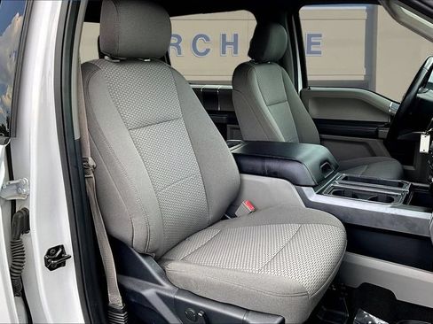 Used 2020 Ford F150 XLT w/ Equipment Group 302A Luxury AWD/4WD image 32