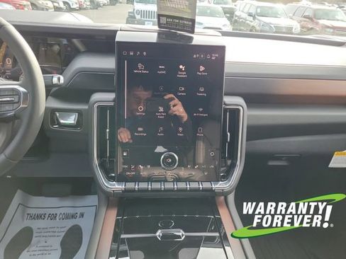 New 2026 GMC Yukon XL Denali w/ Sun & Power Step Package image 11