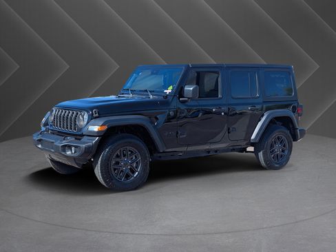 Used 2024 Jeep Wrangler Unlimited Sport AWD/4WD image 35