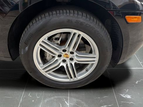 Used 2016 Porsche Macan S AWD/4WD image 23
