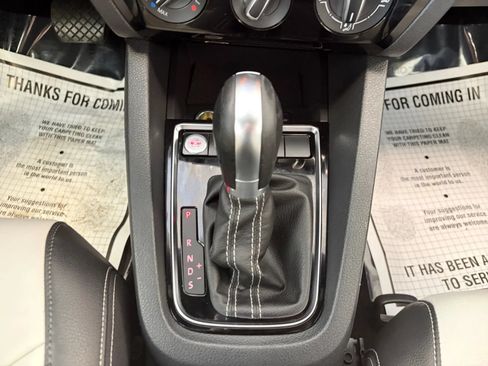 Used 2017 Volkswagen Jetta Sport FWD image 27