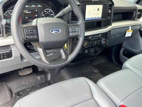 New 2026 Ford F250 XL w/ XL Chrome Package RWD image 11