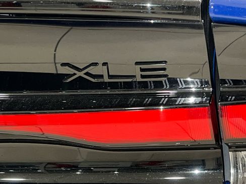 New 2026 Toyota Prius XLE image 10