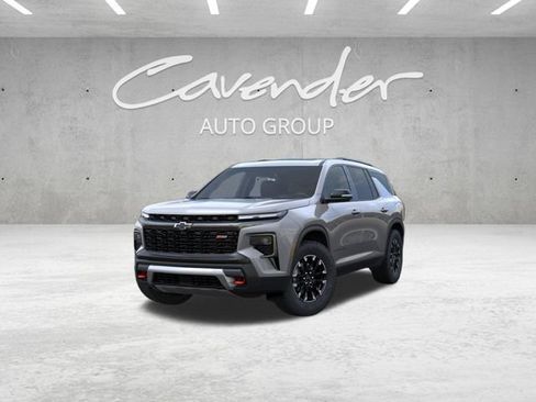 New 2026 Chevrolet Traverse Z71 w/ Driver Confidence Package AWD/4WD image 8