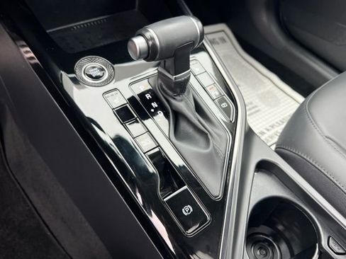 Certified 2023 Kia Niro EX Touring image 18