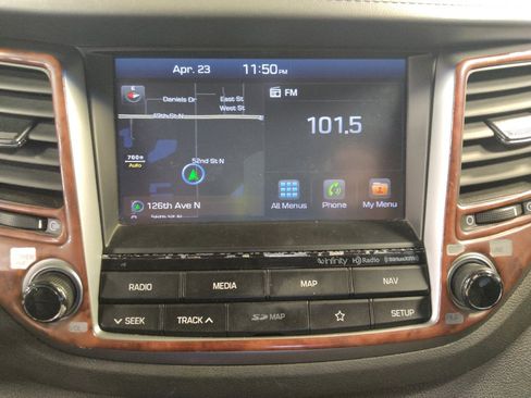 Used 2018 Hyundai Tucson Limited w/ Ultimate Package 02 FWD image 25