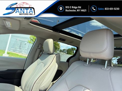Used 2019 Chrysler Pacifica Limited w/ Advanced Safetytec Group FWD image 13
