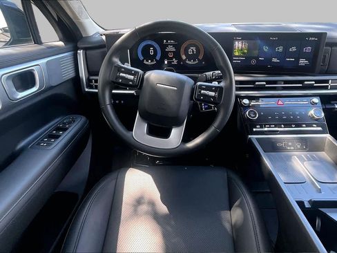 Used 2026 Hyundai Santa Fe SEL FWD image 6