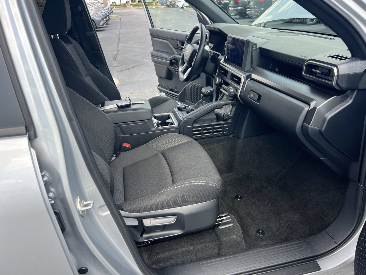 Used 2025 Toyota 4Runner SR5 RWD image 34