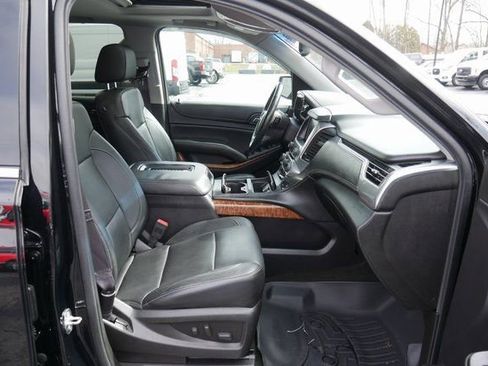 Used 2015 Chevrolet Tahoe LTZ AWD/4WD image 29