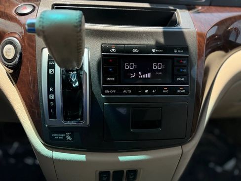 Used 2013 Nissan Quest SV w/ Leather Pkg FWD image 18