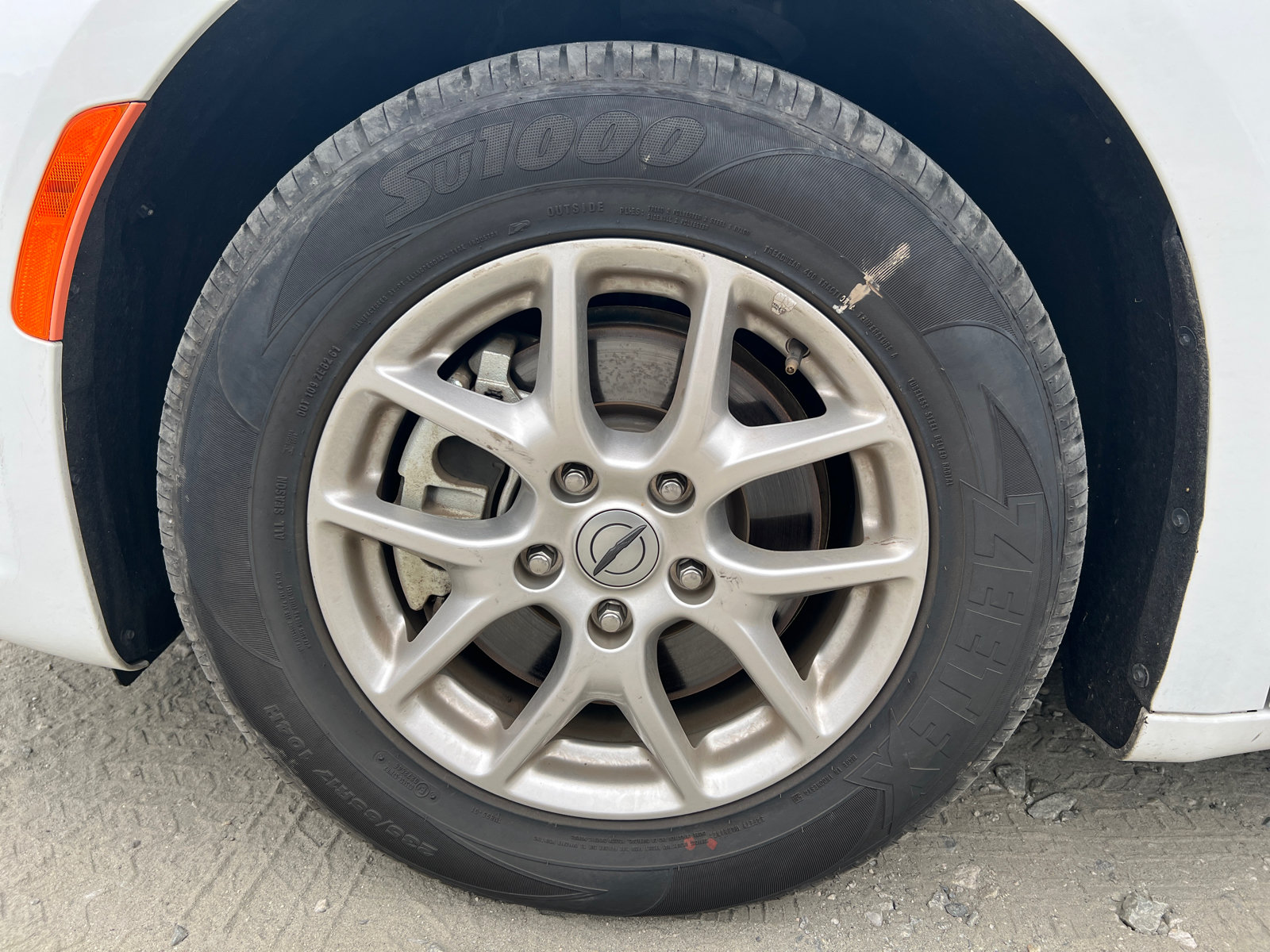 Used 2024 Chrysler Pacifica Touring-L FWD image 14