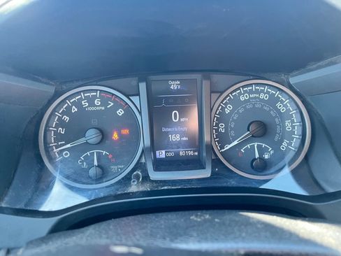 Used 2020 Toyota Tacoma TRD Off-Road image 21