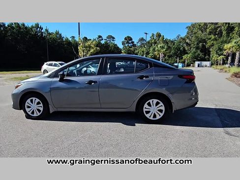Used 2025 Nissan Versa S w/ Trunk Package image 25