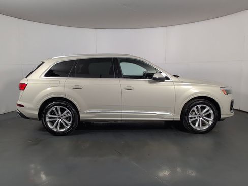 Certified 2025 Audi Q7 2.0T Premium Plus w/ Premium Plus Package image 40