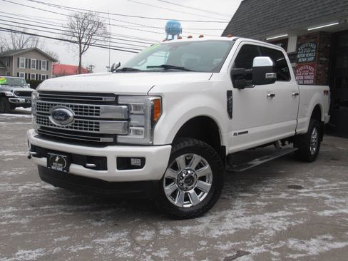 Used 2017 Ford F350 Platinum w/ Platinum Ultimate Package image 39
