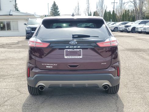 Used 2022 Ford Edge Titanium w/ Equipment Group 301A AWD/4WD image 5