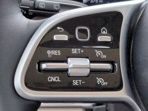 Used 2022 Mercedes-Benz GLE 350 4MATIC image 26