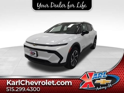 New 2026 Chevrolet Equinox EV LT image 1