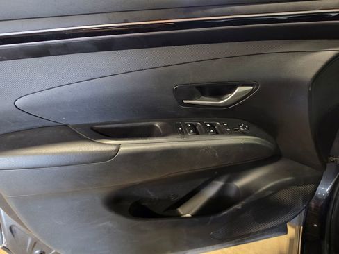 Used 2022 Hyundai Tucson SE image 5