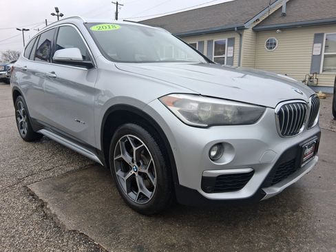 Used 2018 BMW X1 xDrive28i image 3