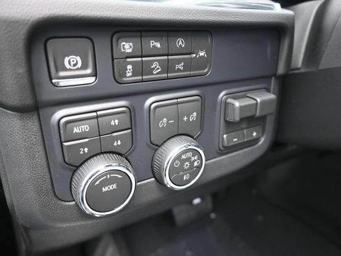 New 2026 Chevrolet Tahoe Premier AWD/4WD image 28