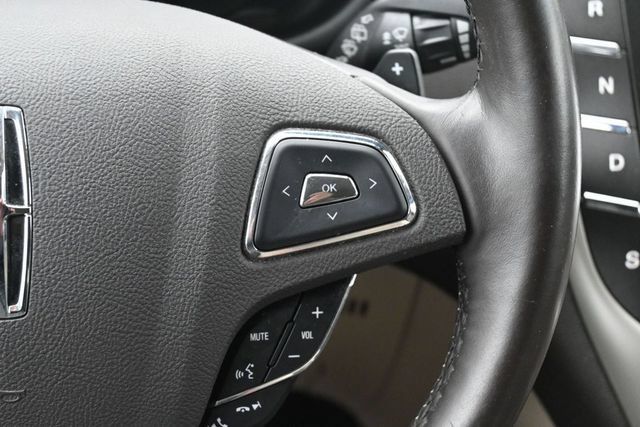 Used 2019 Lincoln MKC Reserve w/ MKC Technology Package AWD/4WD image 18
