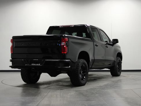 Used 2022 Chevrolet Silverado 1500 LT Trail Boss image 4