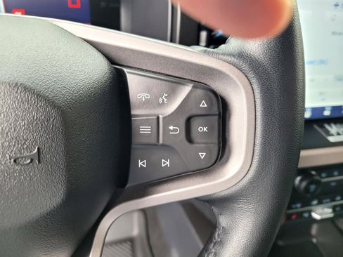 Used 2023 Ford Bronco Wildtrak image 17