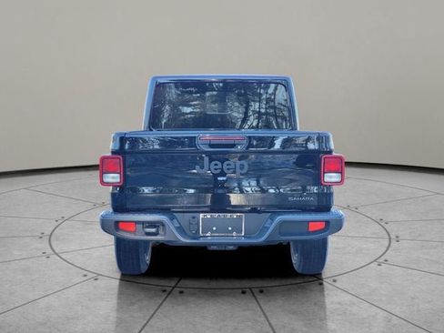 New 2026 Jeep Gladiator Sport AWD/4WD image 11