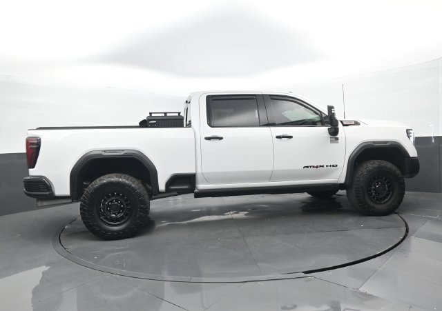 Used 2025 GMC Sierra 2500 AT4X w/ AT4X AEV Edition AWD/4WD image 2