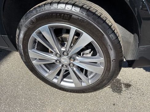 Used 2024 Cadillac XT5 Premium Luxury AWD/4WD image 9