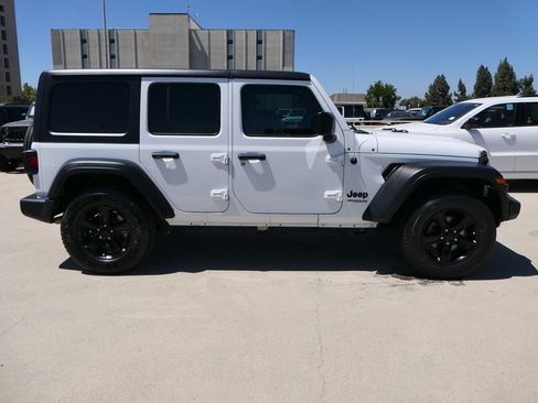 Used 2021 Jeep Wrangler Unlimited Sport AWD/4WD image 2