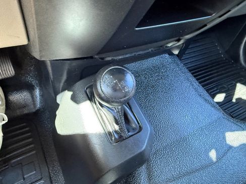 Used 2017 Ford F250 XL w/ Power Equipment Group AWD/4WD image 27