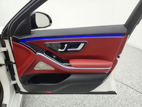 Used 2023 Mercedes-Benz S 580 4MATIC Sedan image 29