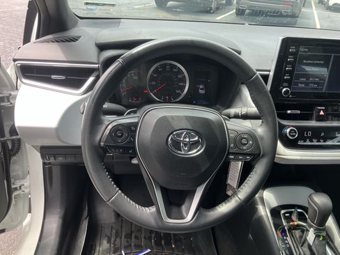 Used 2021 Toyota Corolla SE FWD image 12