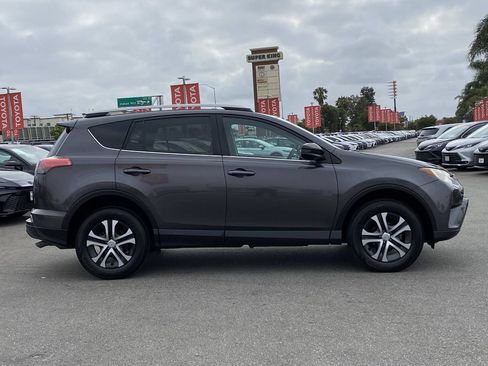 Certified 2017 Toyota RAV4 LE w/ Carpet Mat Package FWD image 43