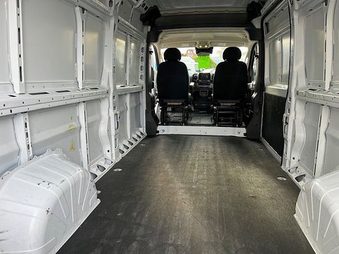 Used 2023 RAM ProMaster 2500 image 11